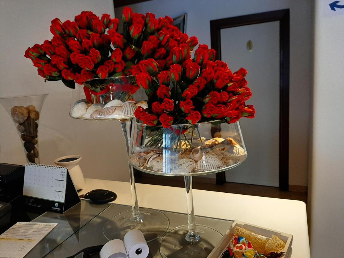 Hotel Florida بيوفي دي ساكّو المظهر الخارجي الصورة